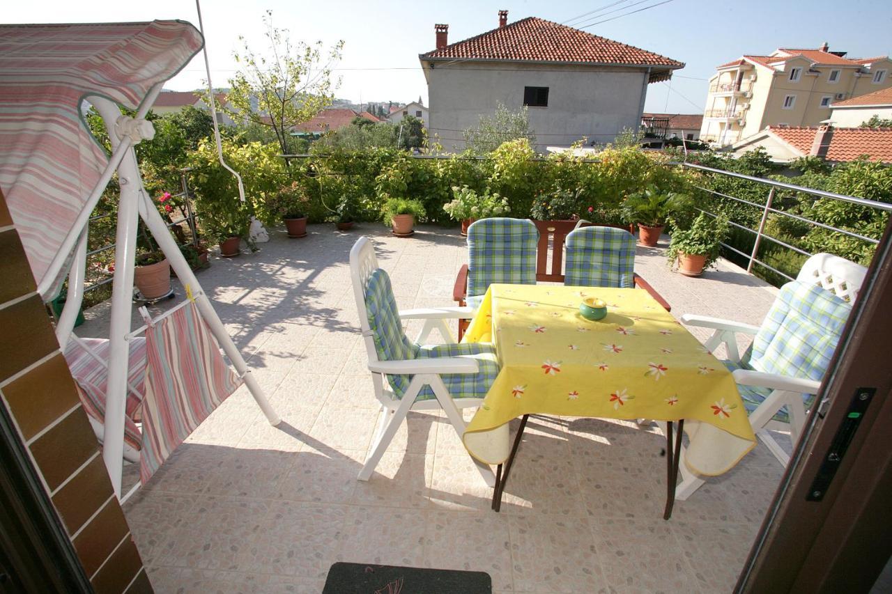 House Peri Trogir Exterior foto